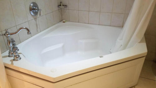 Bath Tub